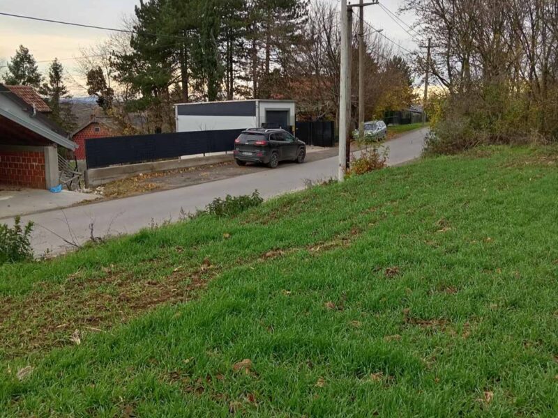 HITNA PRODAJA STARA LIPOVICA