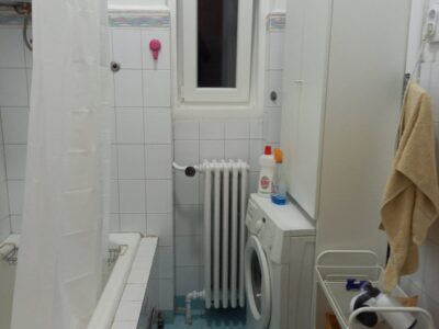 CENTAR izdaje se namešten salonac na duži vremenski period