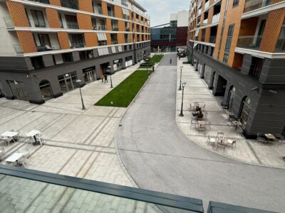West 65, Omladinskih brigada, Izdavanje odličnog stana