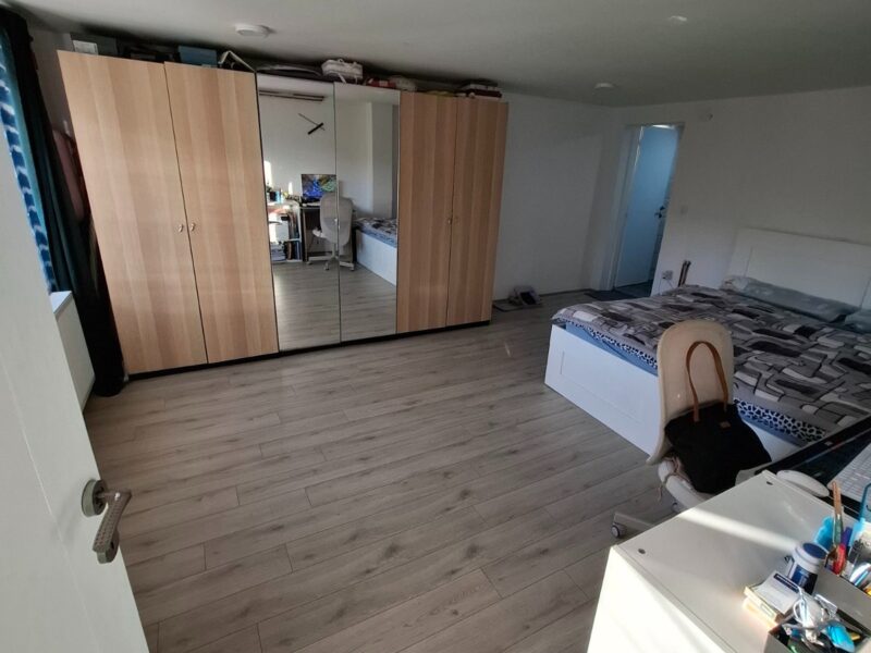 Prodaje se kuća od 182m2 u Vrčinu.