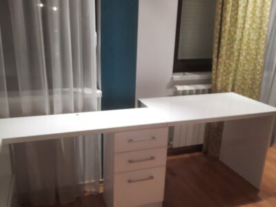lux trosoban stan u blizini ulice Dimitrija Tucovića.