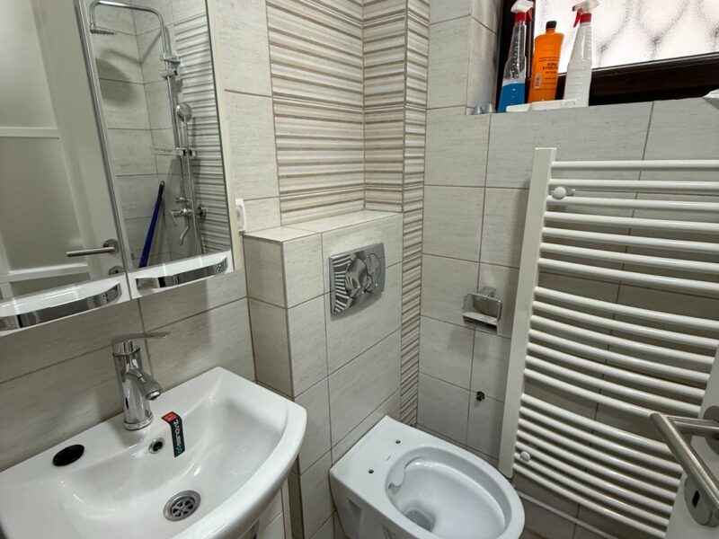 Voždovcu, lux zgrada stan od 65m2, 3.0