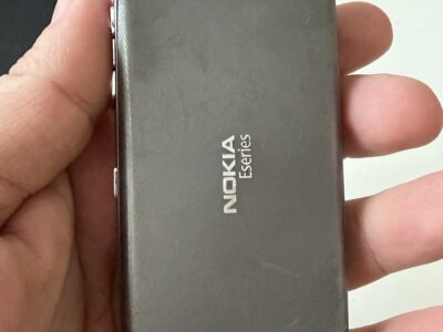 Nokia E52
