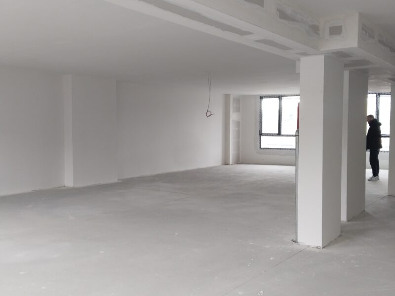 Lokal u Kumoraskoj ulici Izdavanje/prodaja od 311m2