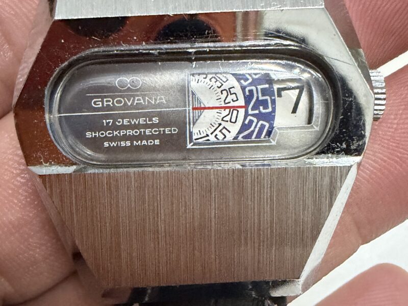 Grovana Swiss Jump Hour