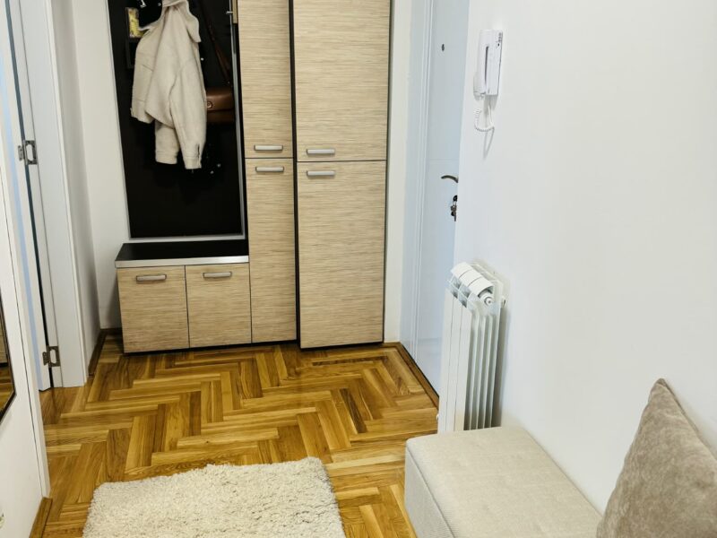 Dvosoban stan 43 m² u novoj zgradi na Trošarini